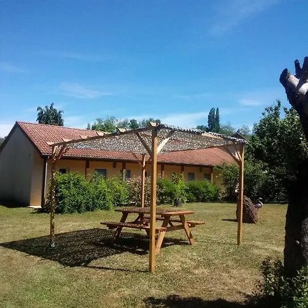 De L'ile D'amour Hotel Langeac