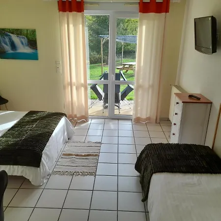 Отель De L'ile D'amour Langeac