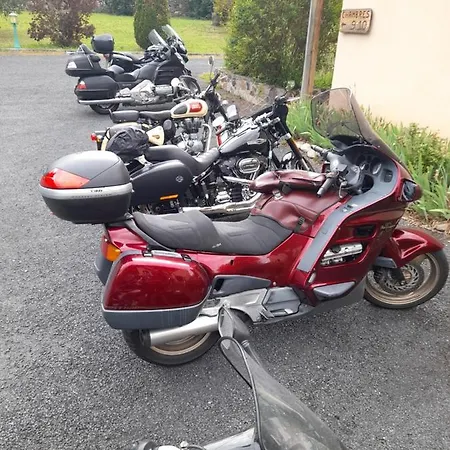 De L'ile D'amour Hotel Langeac