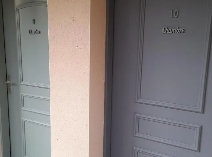 De L'ile D'amour Hotel Langeac